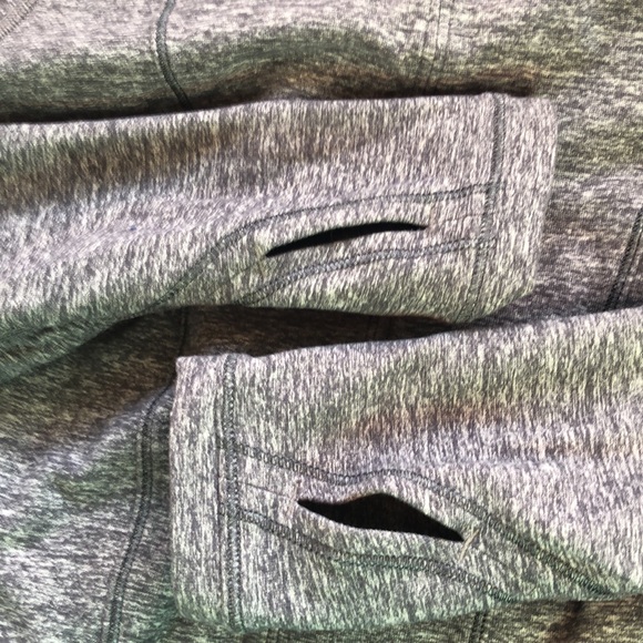 Ivivva by Lululemon Four Count Shrug - Picture 4 of 9